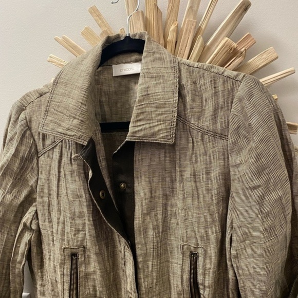 Chico’s Taupe Winched Waist Lightweight Jacket. - Picture 11 of 13
